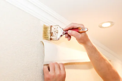 Pose de papier peint à Laumesfeld — revêtements muraux et toiles de verre